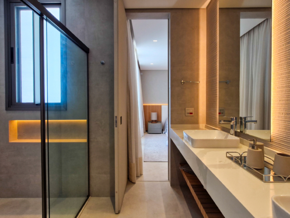 Residência Contemporânea de Alto Luxo no Condomínio Costa Verde Tabatinga