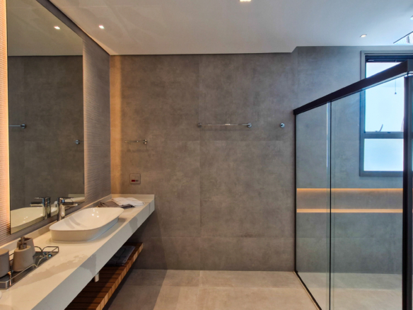 Residência Contemporânea de Alto Luxo no Condomínio Costa Verde Tabatinga