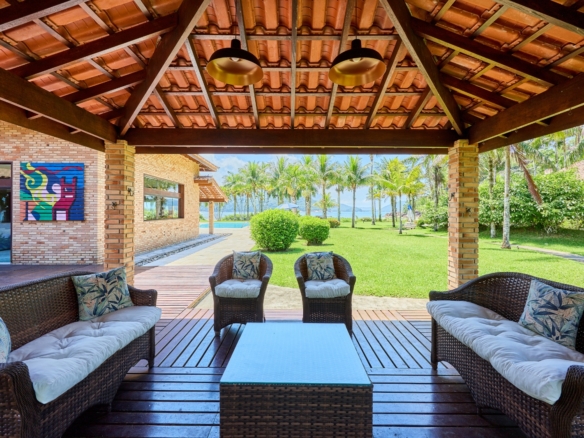 Casa com 7 suítes  praia Dura – Ubatuba