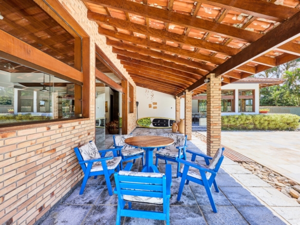 Casa com 7 suítes  praia Dura – Ubatuba