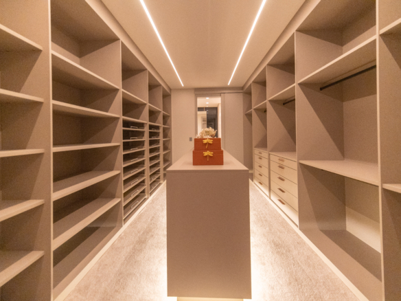 Espetacular residencia em Tambore II com 1.862,12 m²