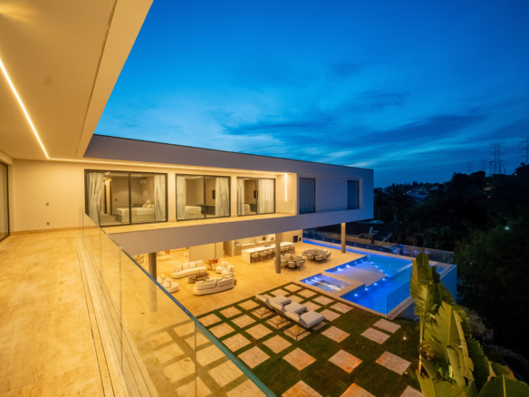 Espetacular residencia em Tambore II com 1.862,12 m²