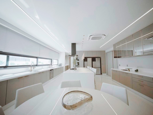 Espetacular residencia em Tambore II com 1.862,12 m²