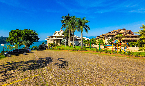 Apartamento Duplex Condomínio Costa Verde Tabatinga  Gaivotas com  178m²