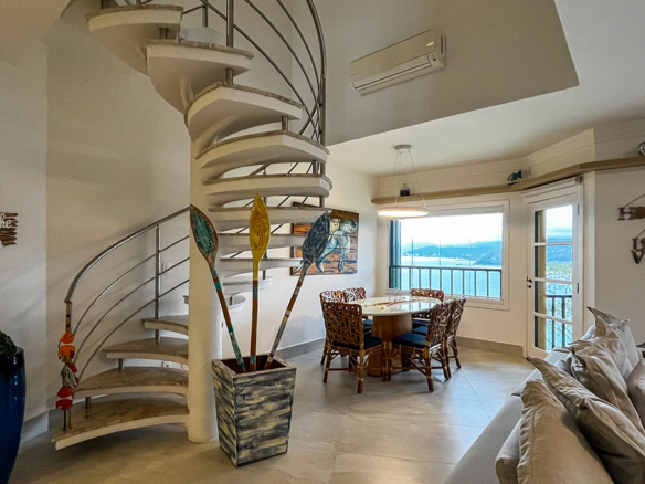 Apartamento Duplex Condomínio Costa Verde Tabatinga  Gaivotas com  178m²