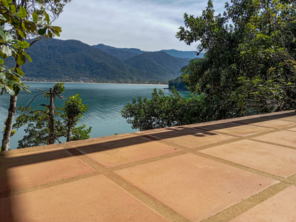 Casa beira mar na Trilha das Sete Praias, Lagoinha Ubatuba