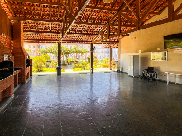Apartamento mobiliado e decorado na Praia do Sapê – Ubatuba