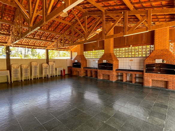 Apartamento mobiliado e decorado na Praia do Sapê – Ubatuba