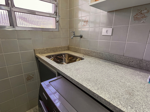 Apartamento mobiliado e decorado na Praia do Sapê – Ubatuba