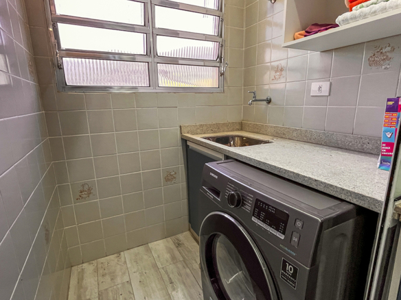 Apartamento mobiliado e decorado na Praia do Sapê – Ubatuba