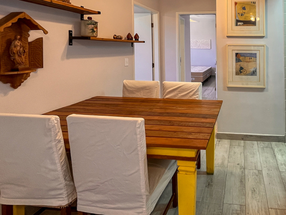 Apartamento mobiliado e decorado na Praia do Sapê – Ubatuba