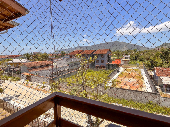 Apartamento mobiliado e decorado na Praia do Sapê – Ubatuba