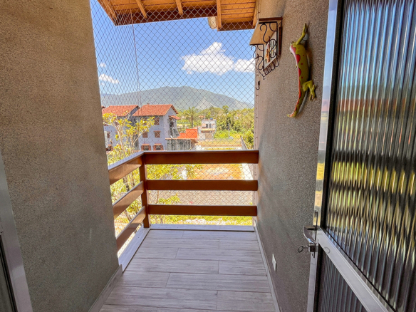 Apartamento mobiliado e decorado na Praia do Sapê – Ubatuba