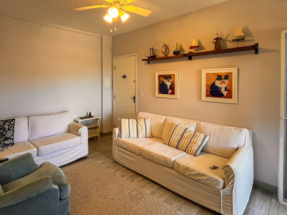 Apartamento mobiliado e decorado na Praia do Sapê – Ubatuba