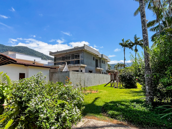 Casa Frente-Mar no condominio Salga Lagoinha Ubatuba