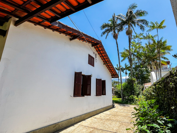 Casa Frente-Mar no condominio Salga Lagoinha Ubatuba