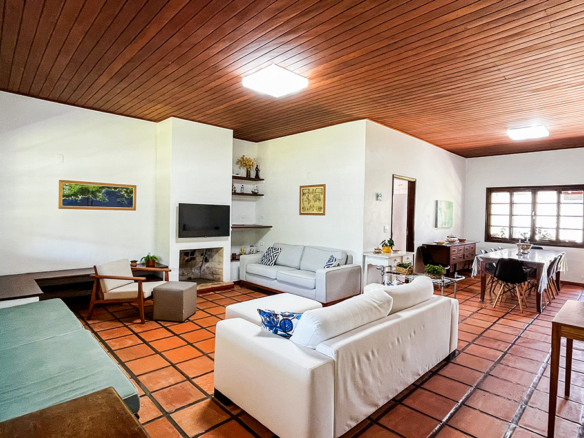 Casa Frente-Mar no condominio Salga Lagoinha Ubatuba