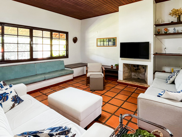 Casa Frente-Mar no condominio Salga Lagoinha Ubatuba