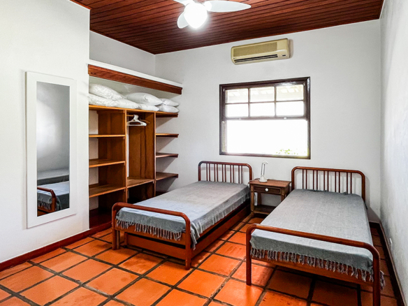 Casa Frente-Mar no condominio Salga Lagoinha Ubatuba