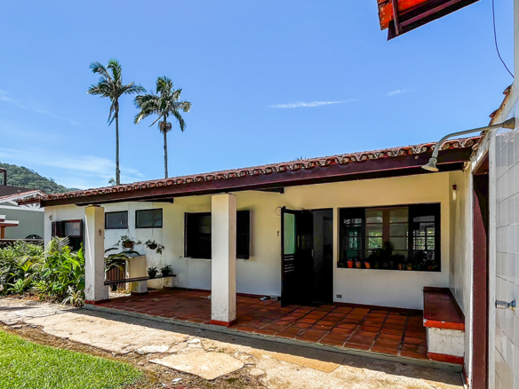 Casa Frente-Mar no condominio Salga Lagoinha Ubatuba