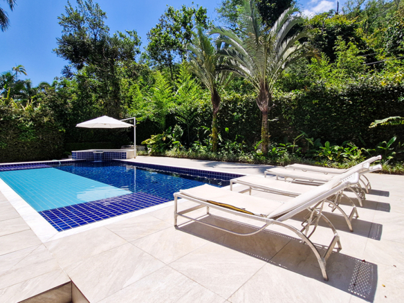 RESIDÊNCIA DE ALTO LUXO NO CONDOMÍNIO COSTA VERDE TABATINGA 418 m² de sofisticação em terreno de 500 m² – Praia da Tabatinga