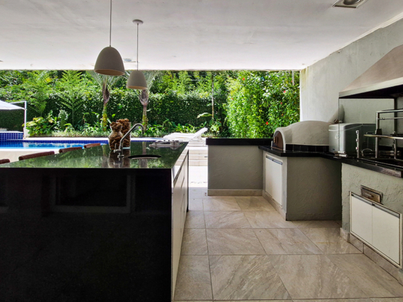 RESIDÊNCIA DE ALTO LUXO NO CONDOMÍNIO COSTA VERDE TABATINGA 418 m² de sofisticação em terreno de 500 m² – Praia da Tabatinga