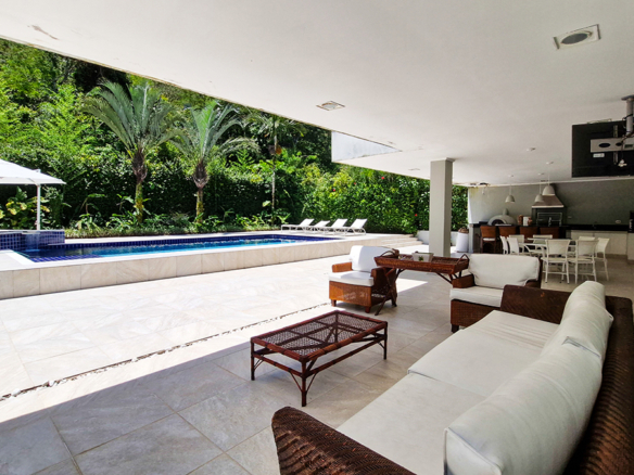 RESIDÊNCIA DE ALTO LUXO NO CONDOMÍNIO COSTA VERDE TABATINGA 418 m² de sofisticação em terreno de 500 m² – Praia da Tabatinga