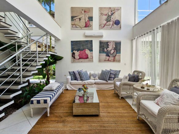 RESIDÊNCIA DE ALTO LUXO NO CONDOMÍNIO COSTA VERDE TABATINGA 418 m² de sofisticação em terreno de 500 m² – Praia da Tabatinga
