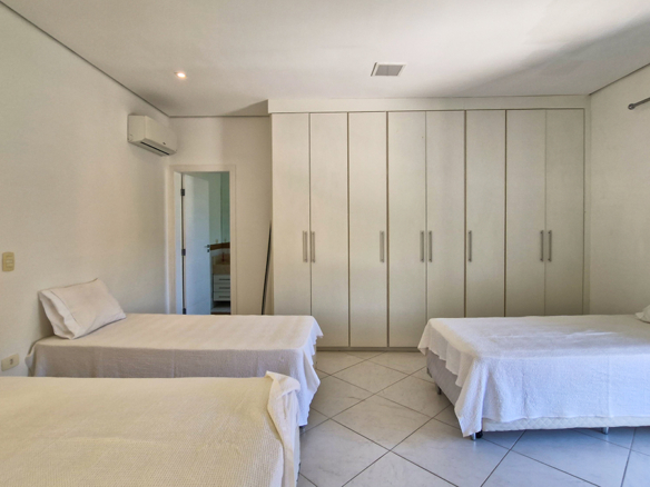 RESIDÊNCIA DE ALTO LUXO NO CONDOMÍNIO COSTA VERDE TABATINGA 418 m² de sofisticação em terreno de 500 m² – Praia da Tabatinga