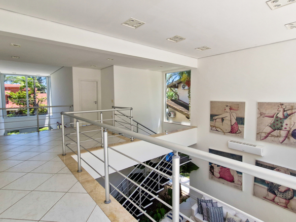 RESIDÊNCIA DE ALTO LUXO NO CONDOMÍNIO COSTA VERDE TABATINGA 418 m² de sofisticação em terreno de 500 m² – Praia da Tabatinga