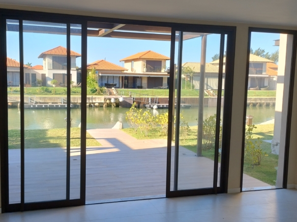 Aretê Búzios — o novo ícone do luxo náutico no litoral carioca