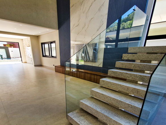 Espetacular casa recém construida com 346m² no Condominio Costa Nova Residence