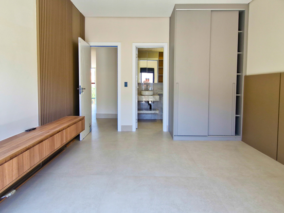 Espetacular casa recém construida com 346m² no Condominio Costa Nova Residence