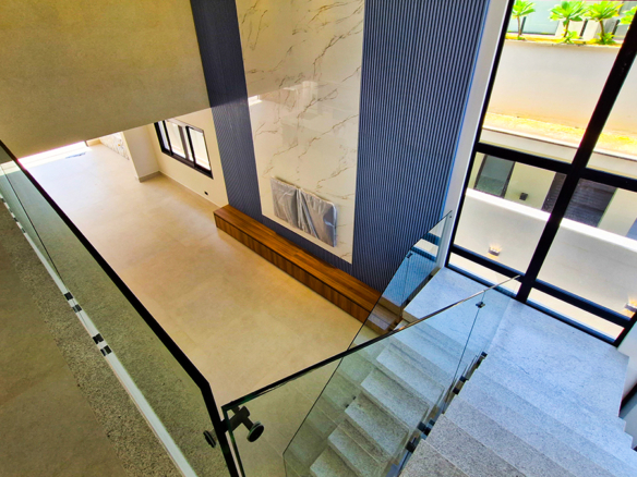 Espetacular casa recém construida com 346m² no Condominio Costa Nova Residence