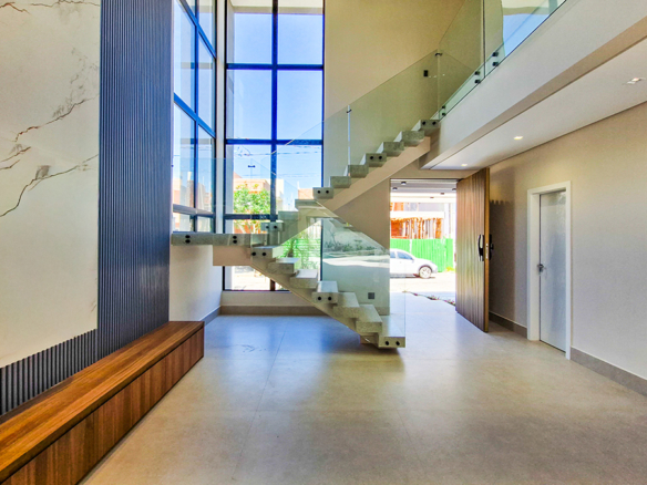 Espetacular casa recém construida com 346m² no Condominio Costa Nova Residence