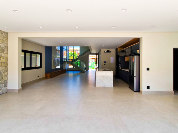 Espetacular casa recém construida com 346m² no Condominio Costa Nova Residence