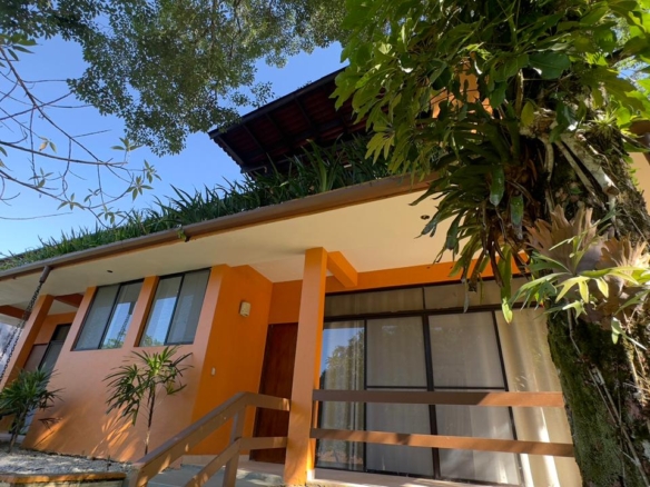 Casa Recanto da Lagoinha com 300m²