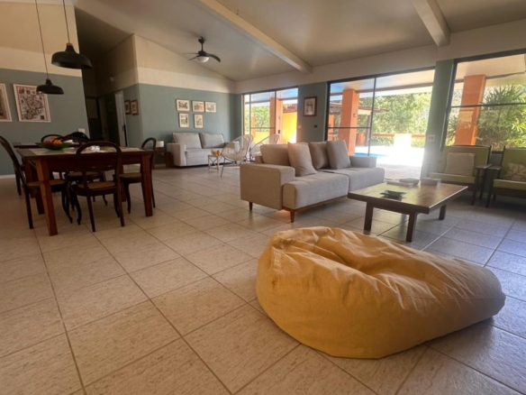 Casa Recanto da Lagoinha com 300m²
