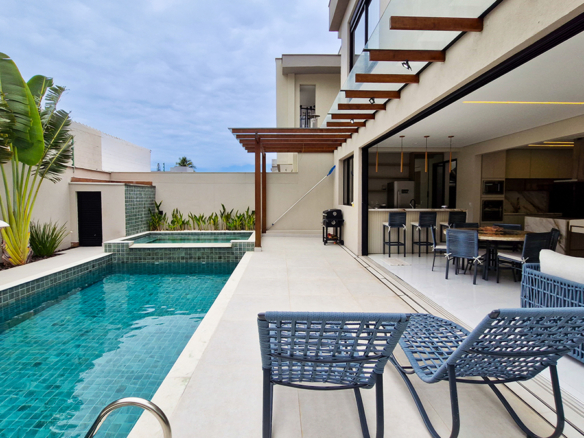 Casa de Alto Padrão à Venda – Condomínio Costa Nova Residence