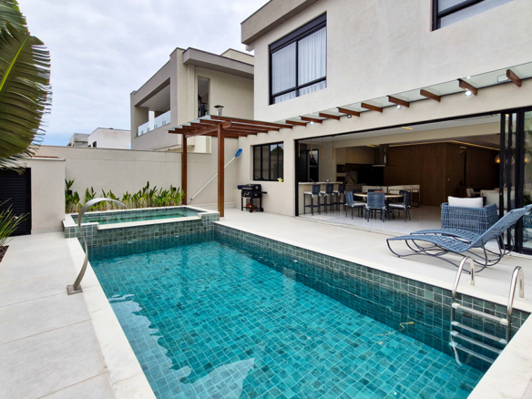 Casa de Alto Padrão à Venda – Condomínio Costa Nova Residence