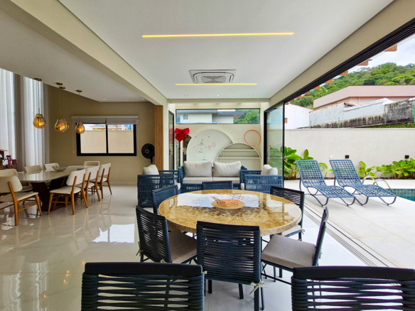 Casa de Alto Padrão à Venda – Condomínio Costa Nova Residence