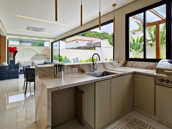 Casa de Alto Padrão à Venda – Condomínio Costa Nova Residence