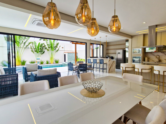 Casa de Alto Padrão à Venda – Condomínio Costa Nova Residence