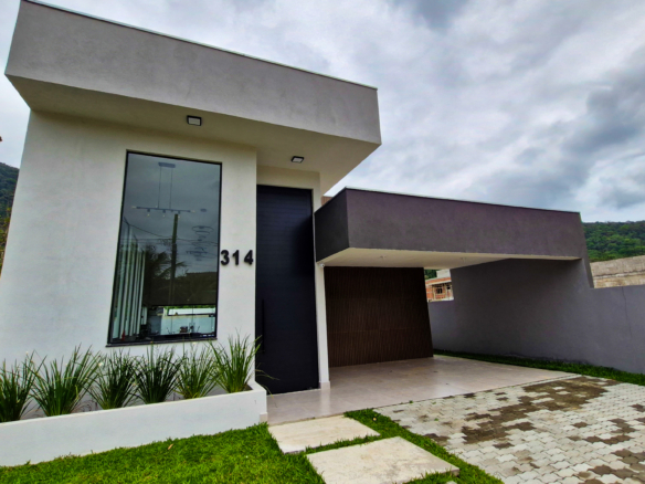 Casa à venda no Condomínio Mar Verde – Caraguatatuba/SP