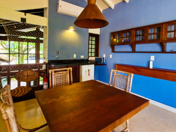 Casa de luxo para temporada pé na areia no Condomínio Costa Verde Tabatinga
