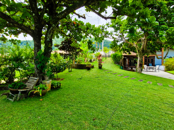 Casa de luxo para temporada pé na areia no Condomínio Costa Verde Tabatinga