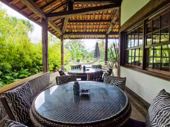 Casa de Alto Padrão no Condomínio Costa Verde Tabatinga