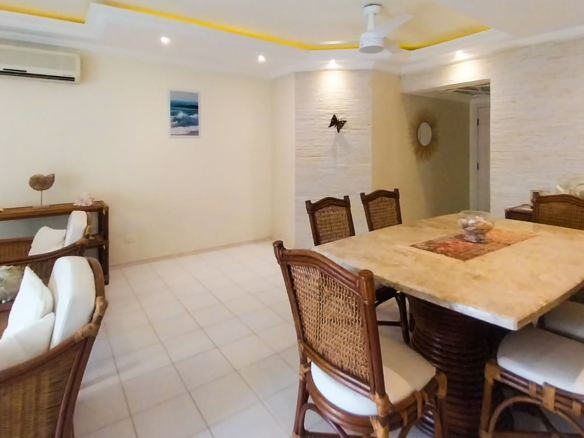 Apartamento à Venda, no Condomínio Ilhas Canárias, Praia da Tabatinga, 2 quartos, com 110 m²