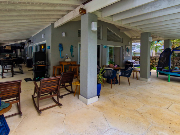 Casa de Alto Padrão no Condomínio Costa Verde Tabatinga