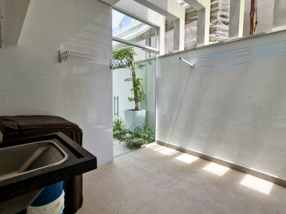 Casa Alto Padrão à Venda – Condomínio Costa Nova Residence